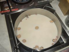 -尚尚仙·酸汤猪手·猪肚鸡火锅(华联万柳购物中心店)