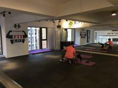 -悦耐私教健身馆(保利中心店)