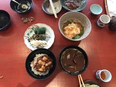 -みかわ是山居
