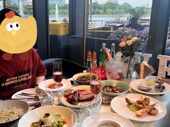 -MONICH牛排融合餐厅(和义大道购物中心店)