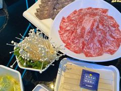 -唯爱KTV聚会餐厅(仙林东城汇店)