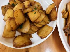 -芦茨金富饭庄·25年老字号·专做稻草鸡