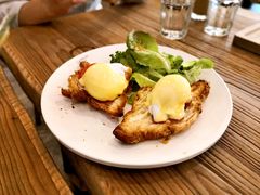 -Common Table · Brunch & Coffee