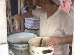 -阿婆油墩子(五里桥路188弄小区店)