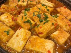 -云海肴·汽锅鸡·云南菜(天山百盛优客店)