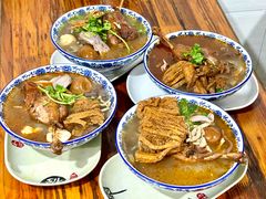 -叶新小吃店(来凤小区总店)