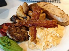 -ROAST coffee & eatery