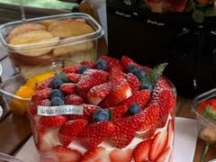 -山与蓝·轻糖鲜果蛋糕(勒泰店)