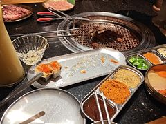-韩烧牛中牛·甄选黑牛烤肉(黑金店)