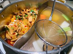 -左庭右院鲜牛肉火锅(浦江欢乐颂店)