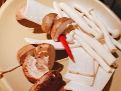 -小龙坎火锅(湖滨银泰in77店)