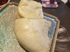 -铭牛烧肉·和牛海鲜自助(高新月牙湖店)