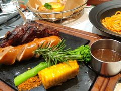 -西语炭烧牛排·西厨(滨湖万科里店)