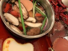 -山城年华老火锅(玉林店)