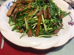 蒜苗炒山药-吴记酱骨炖菜馆(西大直街店)