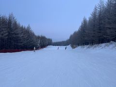 -丝绸之路山地度假区滑雪场