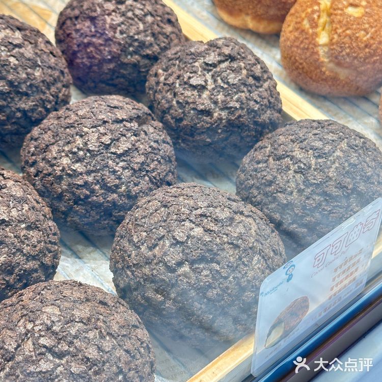 🍮麦焙乐泡芙，招牌脆皮奶棒很好吃