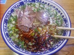 -伊穆祥牛肉面总店·清真