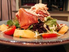 -SISTERS BAR RESTAURANT川意酒馆(嘉善老市H楼店)