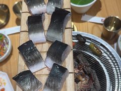 -青瓦餐厅·生鱼片·韩园烤肉(西塔店)