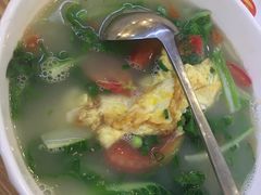番茄煎蛋汤-遇见小厨·北京烤鸭·江湖菜·川菜(广福桥店)