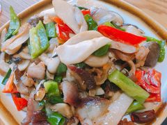 松茸炒肉-妈妈的味道(和顺古镇店)