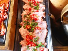 夹不起来的农家滑肉-吼堂老火锅(万寿宫店)