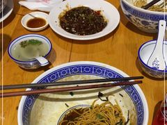 -沪西老弄堂面馆(定西路店)