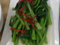 -苏莱特色牛骨滩羊手抓馆(长城东街总店)