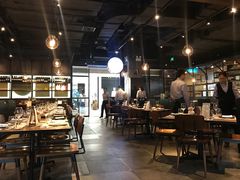 大堂-Carbon莫卡哆·意大利复古集市餐厅(杭州大厦店)