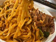 腊汁肉油泼面-老陈婆手工面庄