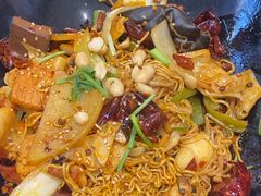 -醉人椒麻辣香锅(上地华联店)