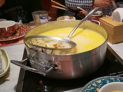 -尚尚仙·酸汤猪手·猪肚鸡火锅(华联万柳购物中心店)