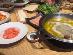-老凯俚酸汤鱼(多彩城店)