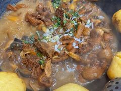 -万里闯关东铁锅炖菜馆(高新旗舰店)