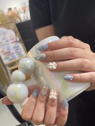 -芊屿芊浔美甲