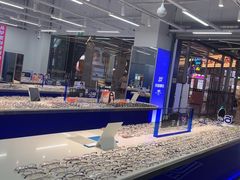 -优购镜仓(六角广场店)