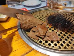 -唯成•韩国炭火烤肉 유성고기