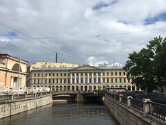 -滴血救世主教堂