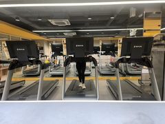 -超鹿运动(大唐世家店)