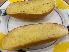 特制蒜香面包-萨莉亚意式餐厅(苏州食百家店)