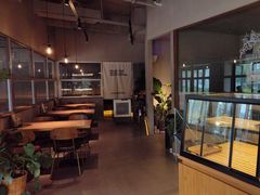 -三勾JJJ Burger&Coffee(梅溪湖店)