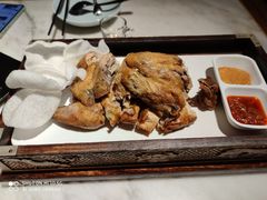 招牌香酥鸡-小吊梨汤·北京菜·烤鸭(鸟巢店)