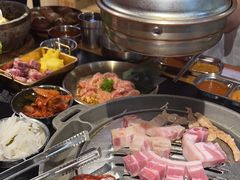 -哈哈碳都·牛肋条无限自助烤肉(宝龙店)