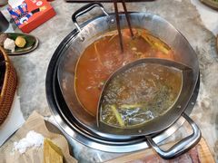 -由衷贵州酸汤牛肉火锅(新桥店)