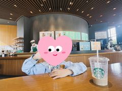 -星巴克(西安曲江银泰店)