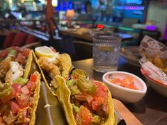 -Famous肥猫墨西哥音乐餐吧(五棵松华熙LIVE店)