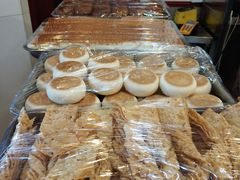 -护国寺小吃店(红莲南路店)