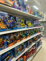 -玩动奇季品牌玩具超市