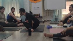 -亚太瑜伽普拉提学院
